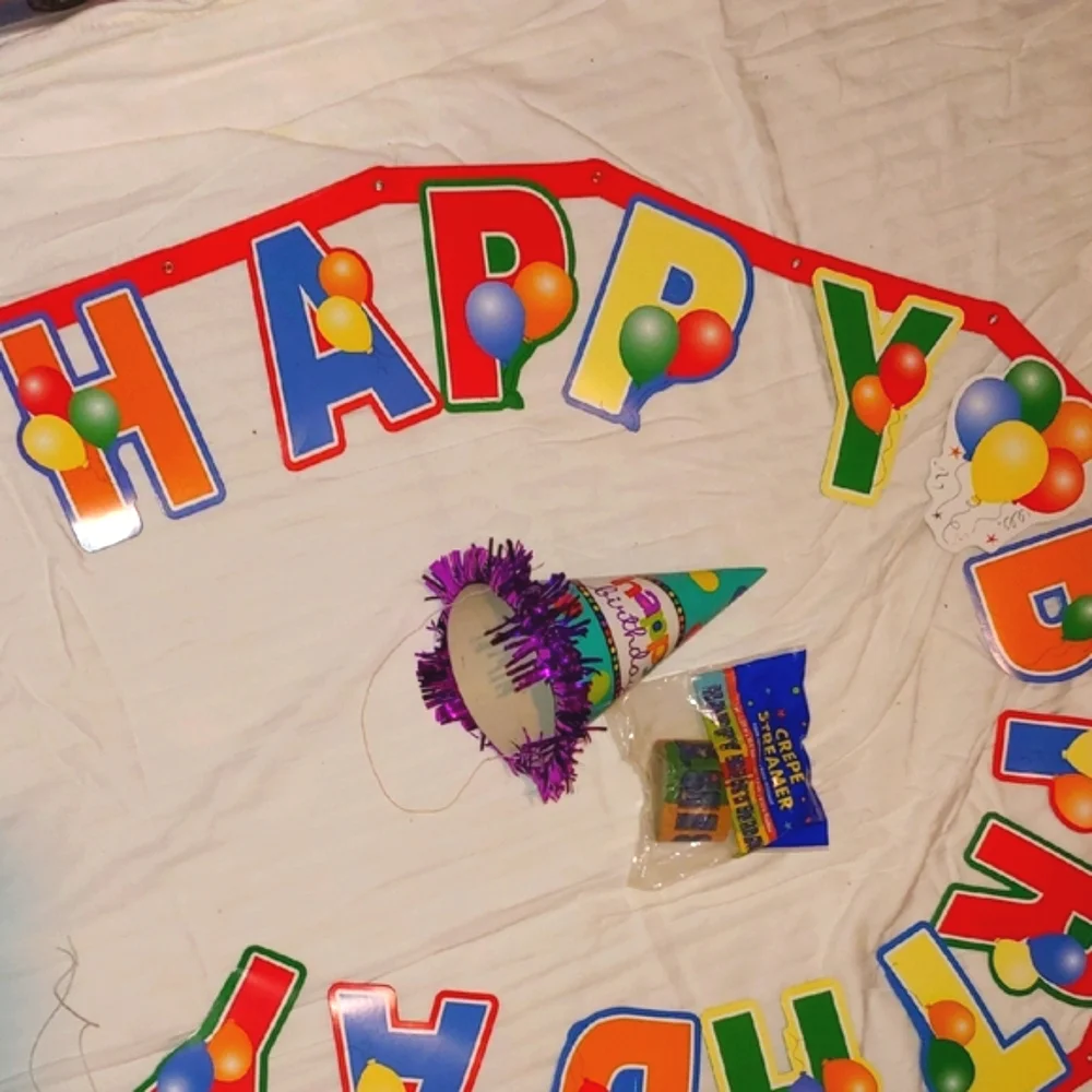 NWT Vibrant Birthday Party Banner & Decorations